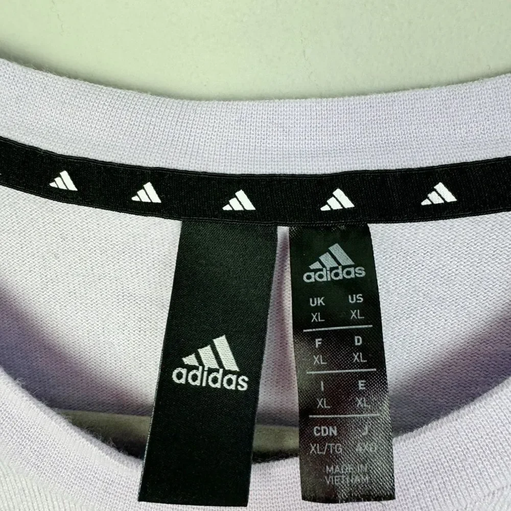 ADIDAS | Light Purple Crewneck Heavyweight Short Sleeve Tee Men’s Size X-Large
